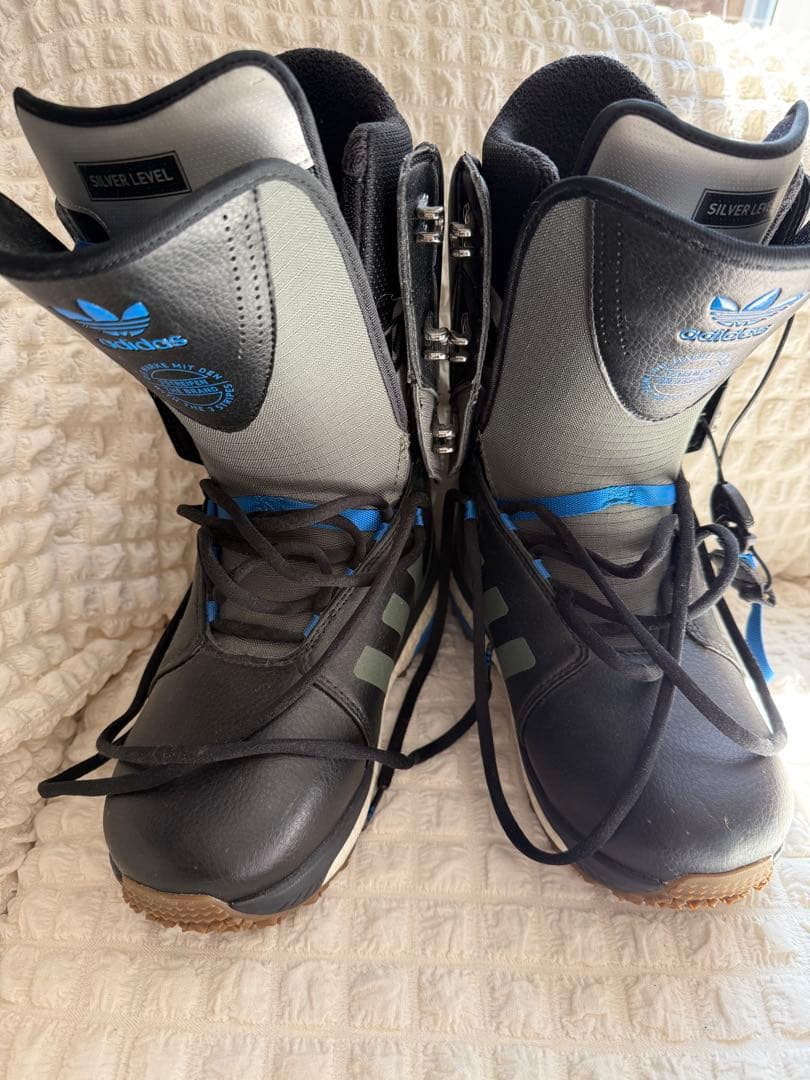 adidas Super Level スノーボードブーツ
