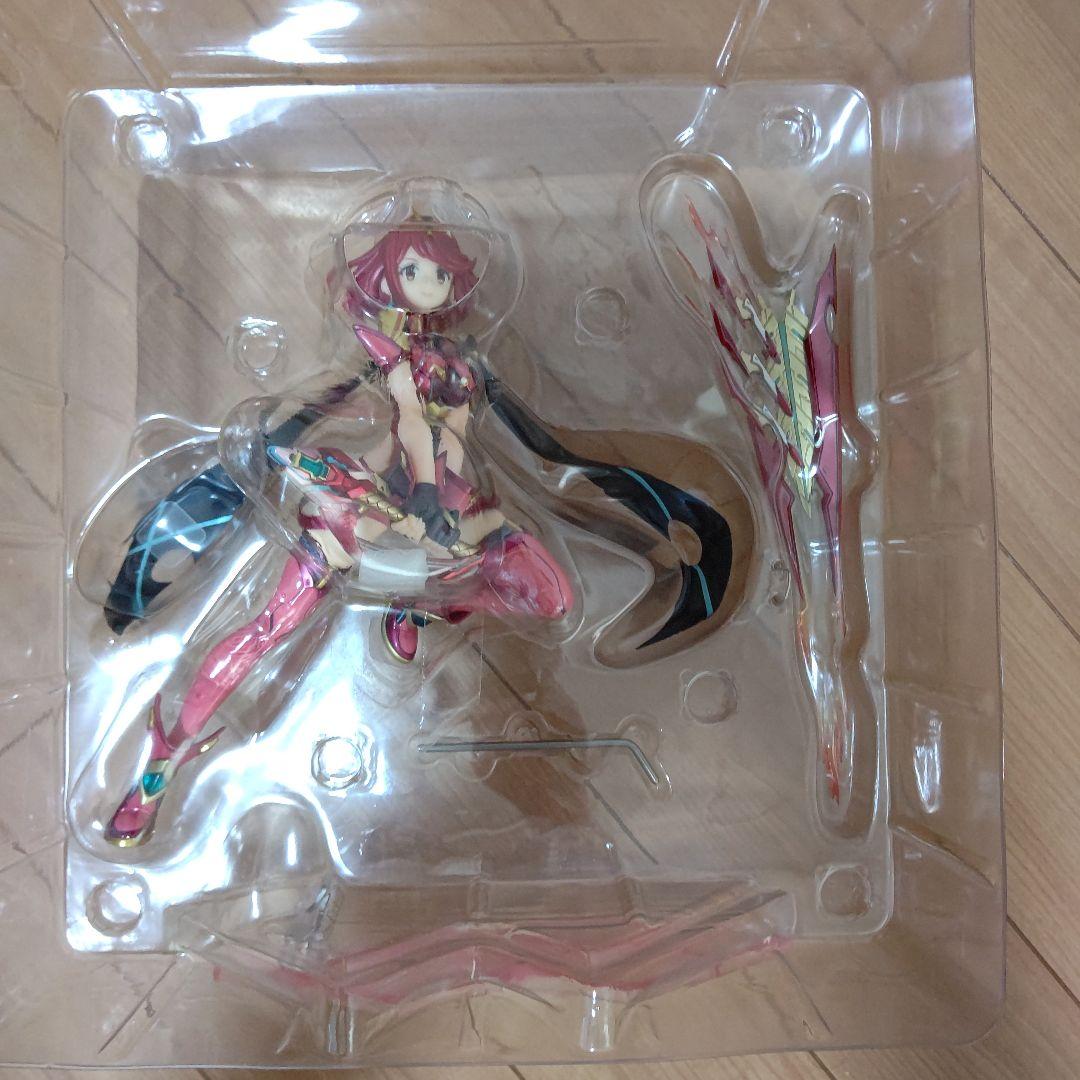 ゼノブレイド2 ホムラ　ヒカリ　ニア　フィギュア　3体セット　正規品