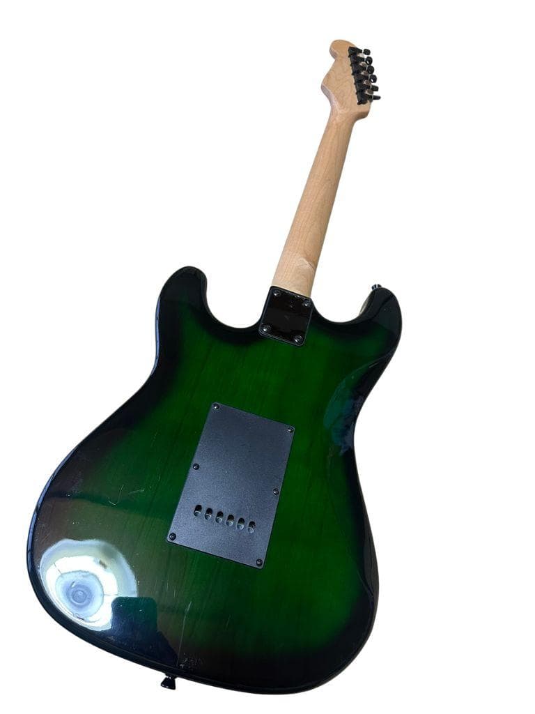 アーム、ソフトケース付き　ストラトタイプ　エレキギター　グリーン　ブラック