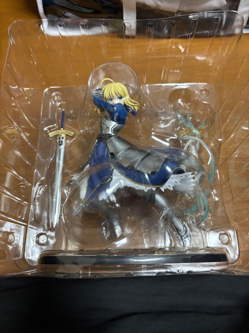 正規品 Fate セイバー 約束された勝利の剣フィギュア＋卑王鉄槌 両方開封品