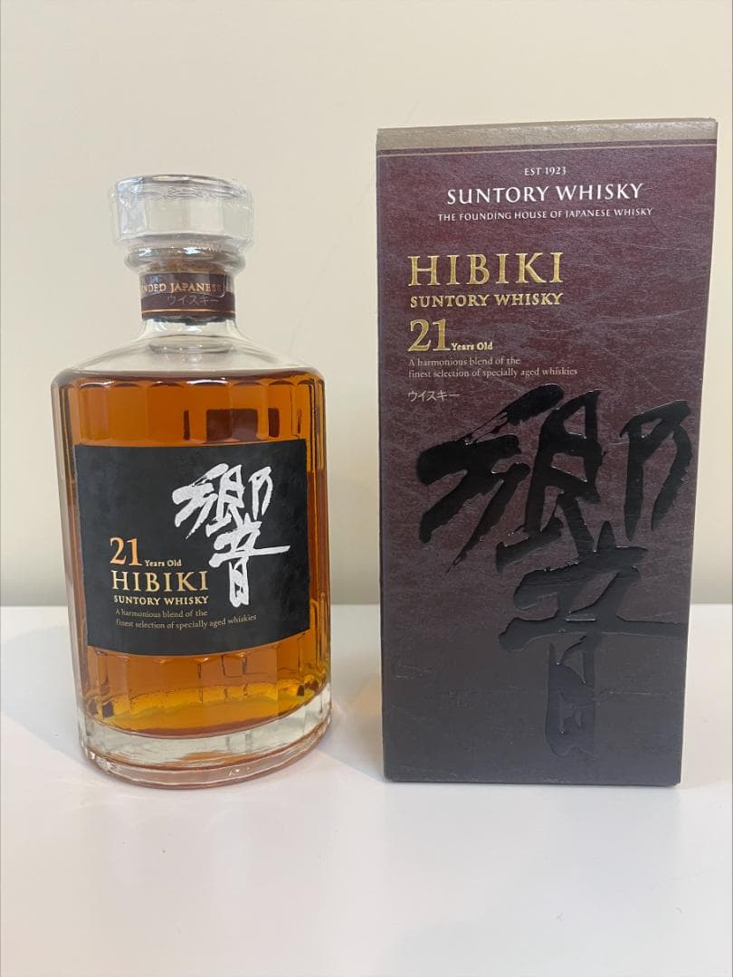 サントリーウイスキー 響 21年 700mlびん 1本