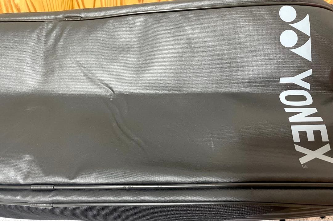【美品】YONEX バドミントンバッグ バドミントンラケットケース付き ブラック