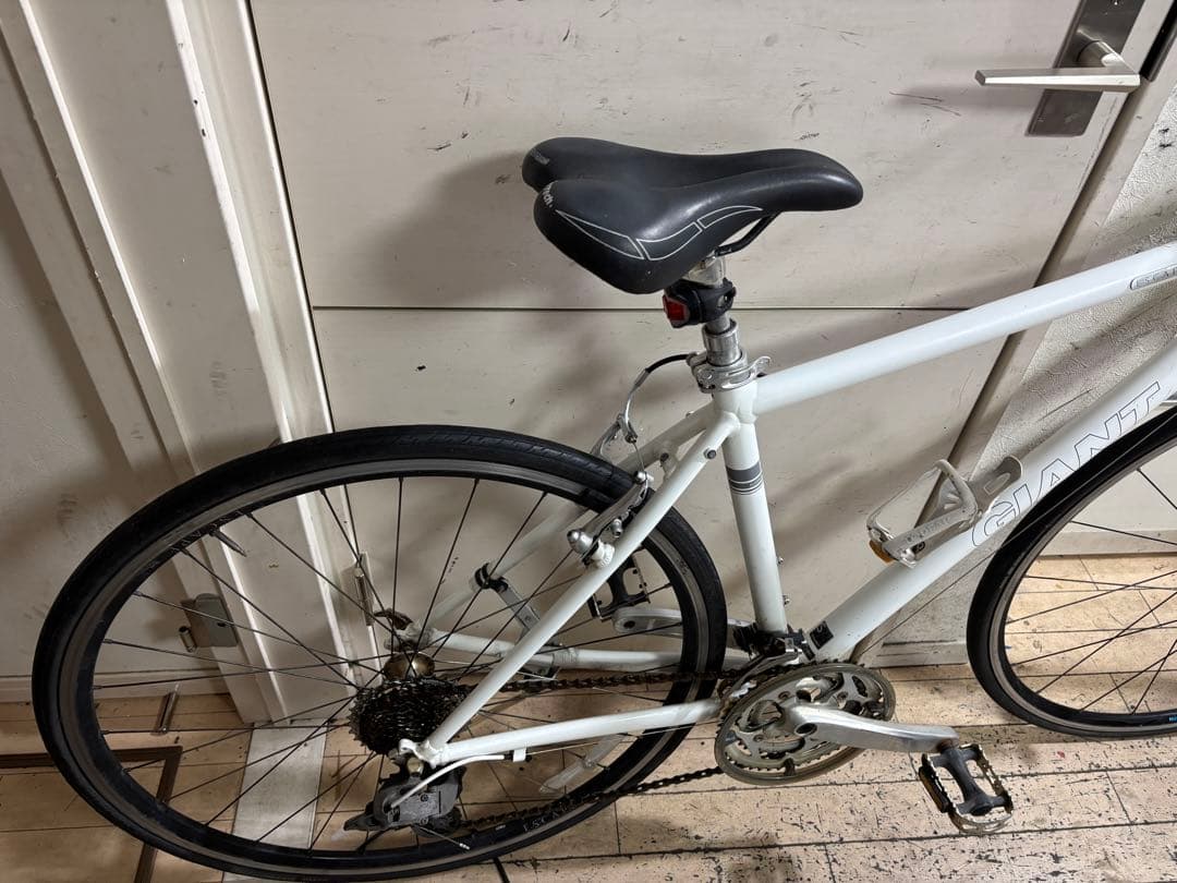 GIANT ジャイアント　エクケープＲ3 クロスバイク