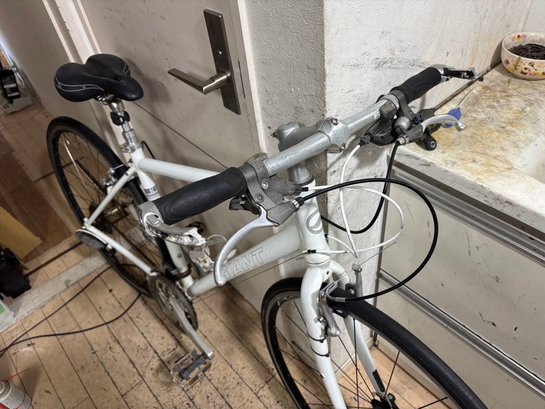 GIANT ジャイアント　エクケープＲ3 クロスバイク