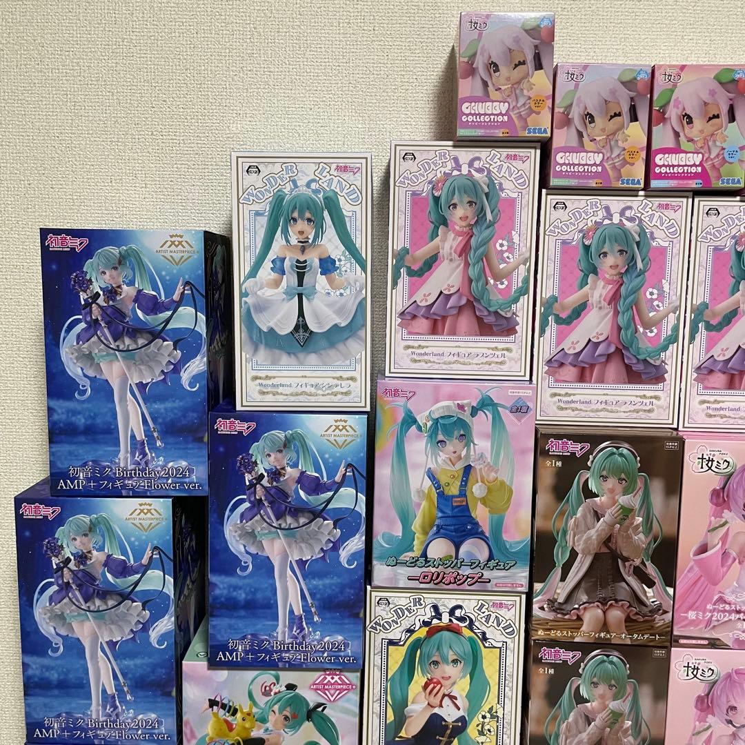新品未開封　初音ミク　プライズ　フィギュア　40個　まとめ売り
