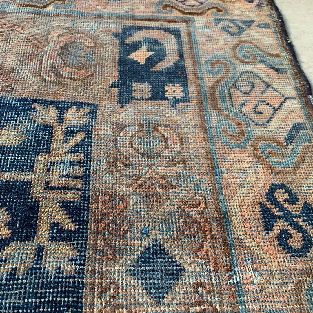 ⌘ antique 絨毯　③ ⌘