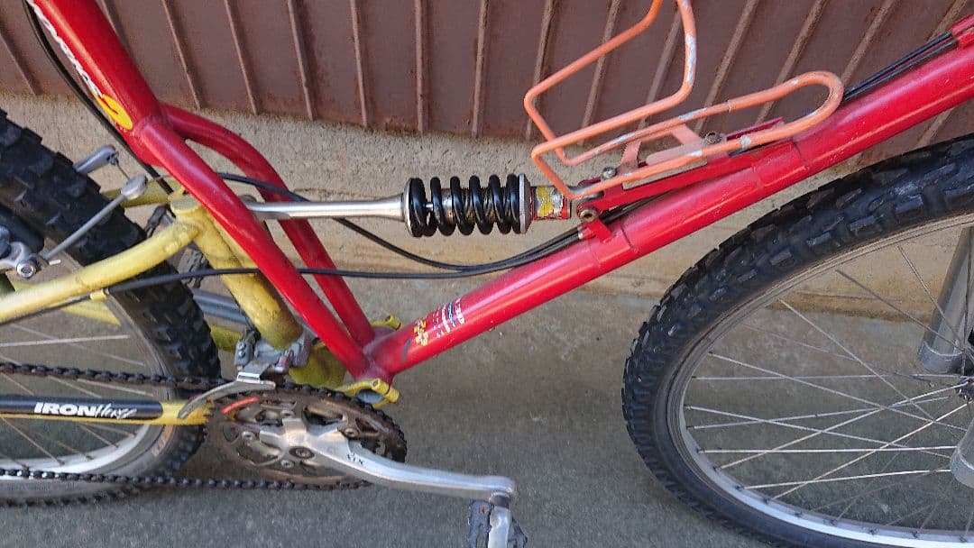 アイアンフォースマウンテンバイク Wスペンション (ジャンク)