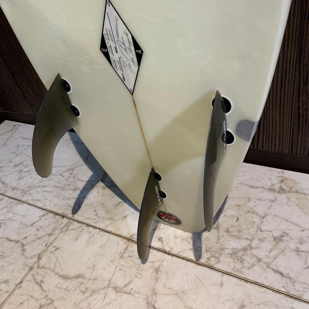 エリックアラカワ　サーフボード