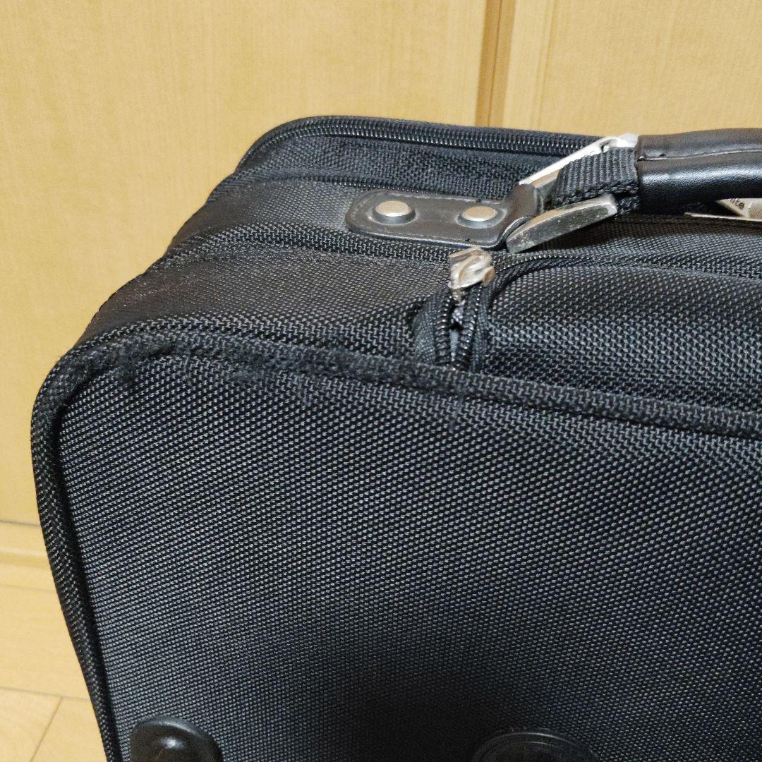 samsonite スーツケース　機内持込み可