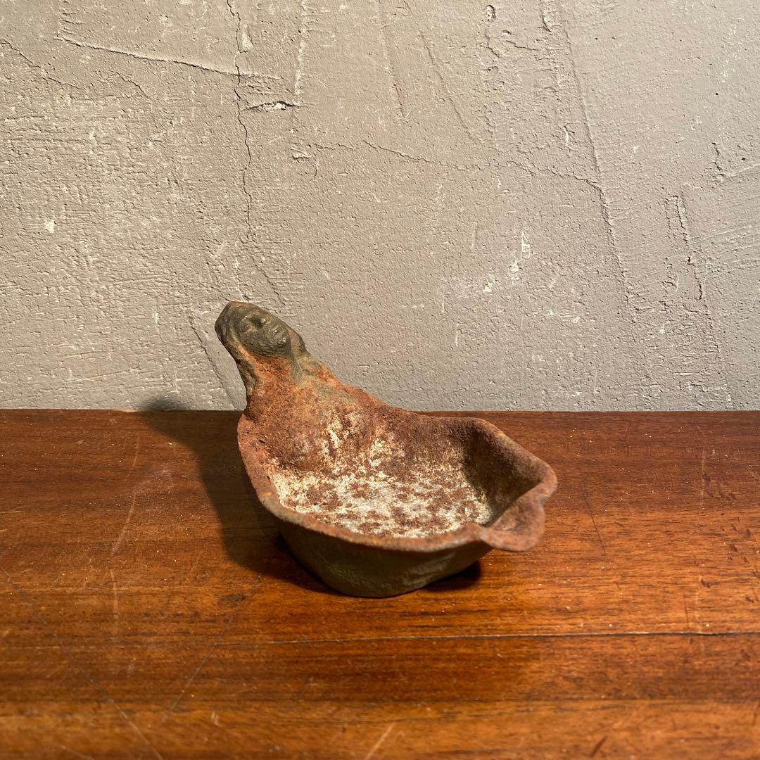 昭和初期 橋本次郎作 鉄器灰皿 裸婦像 彫刻家 骨董品 オブジェ 共箱