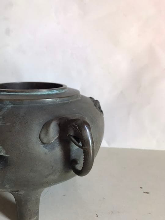 香爐，明治金工長谷川摄津掾晴定作古銅製，極細工，高11cm幅20cm重1600克