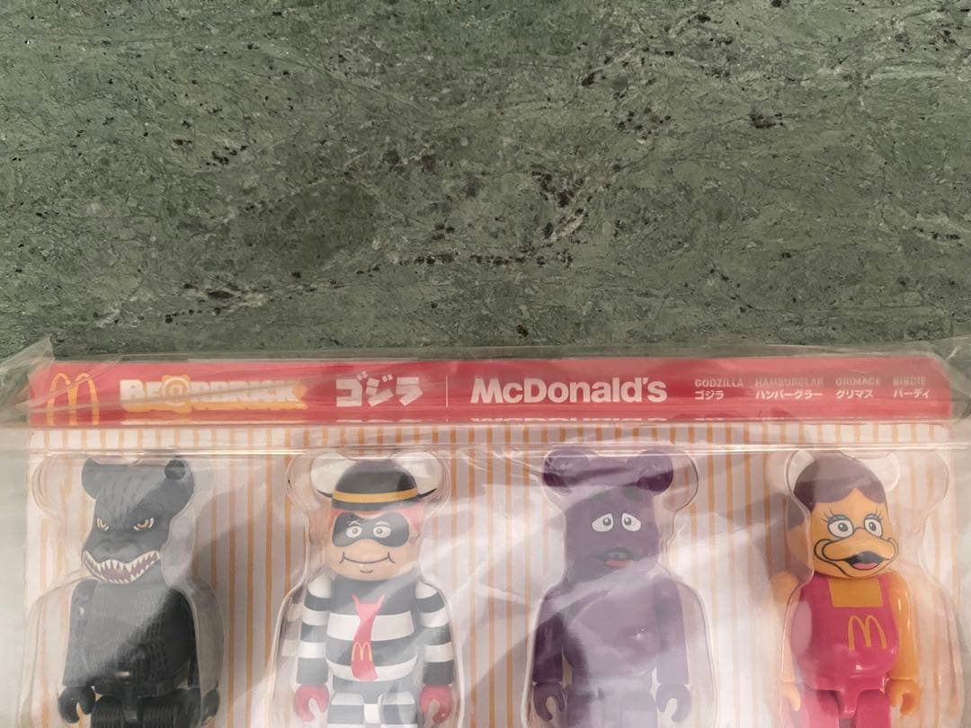 ゴジラＶＳマクドナルドbe@RBRICK