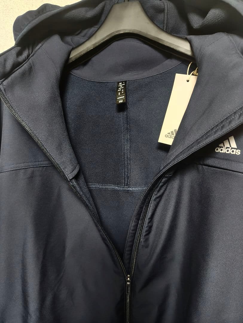 adidasマストハブレギュラーフィットボンデッド フリースフルジップフーディー