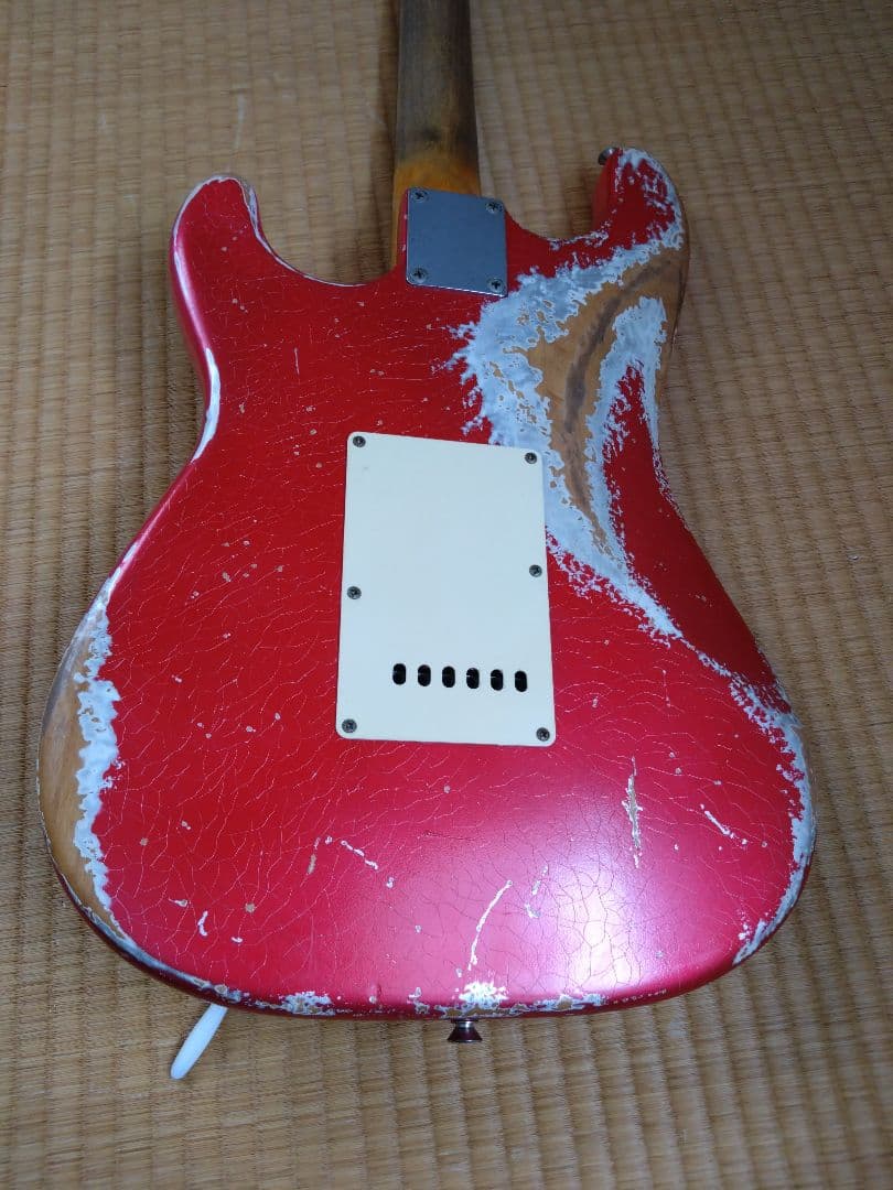 価格交渉ご自由に!ストラトキャスター　レリック　赤