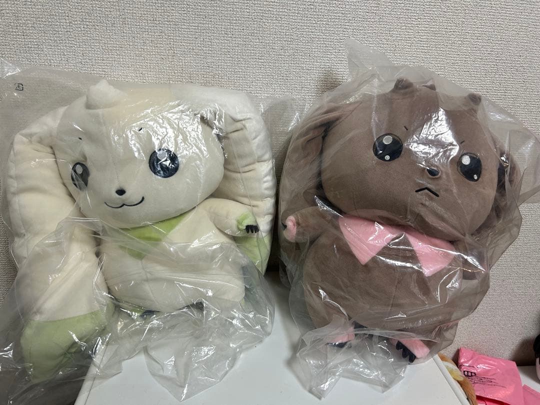 デジモンテイマーズ　テリアモン　ロップモン　もちふわクッション