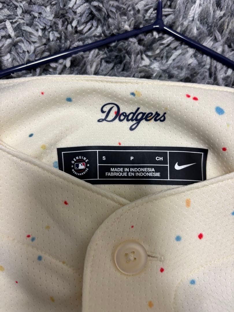 ロサンゼルス・ドジャース ユニフォーム 17