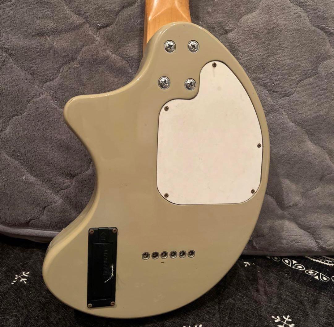 ジャンク　ZO3 FERNANDES アンプ内蔵エレキギター