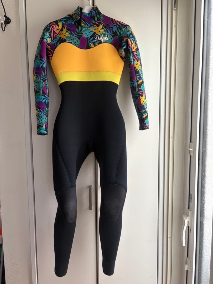 Delphi women's フルスーツ一回のみ使用　Mサイズ　3mm