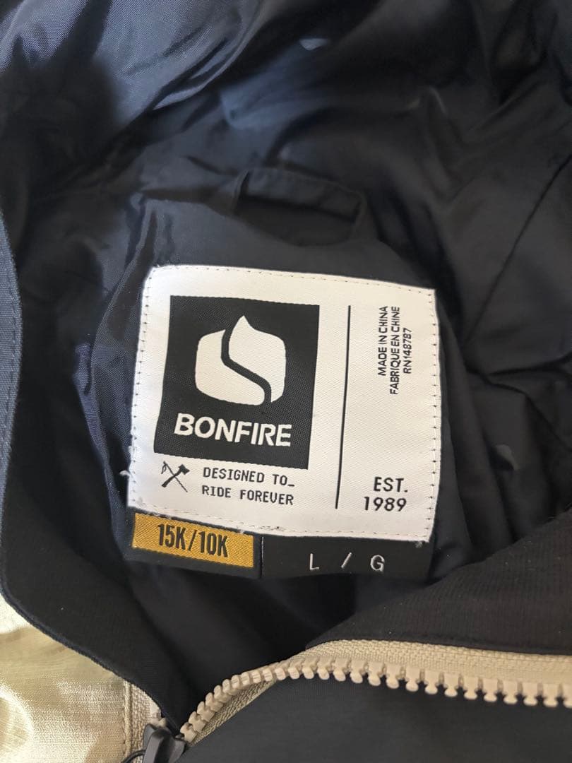 BONFIRE スノーボードウェア フード付き
