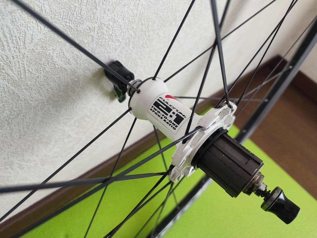 フルクラム FULCRUM レーシング3 RACING3  クリンチャー