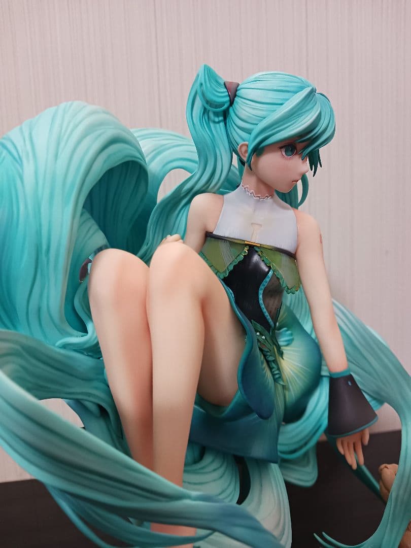 初音ミク 未来の蕾(つぼみ) 1/6 フィギュア 日本未発売 中国限定