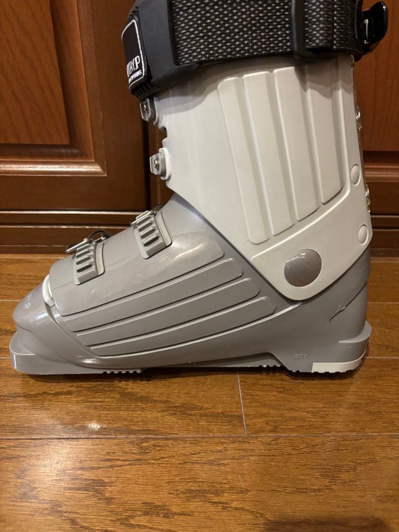 GEN FACTORY スキーブーツ FUTURE 26.0cm