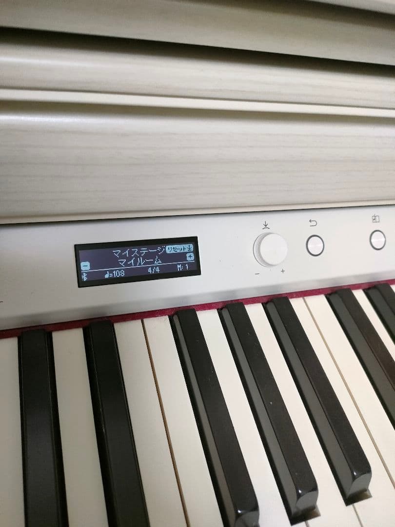 ローランド　電子ピアノ　LX705　 2020年製　88鍵盤　木製鍵盤　椅子付