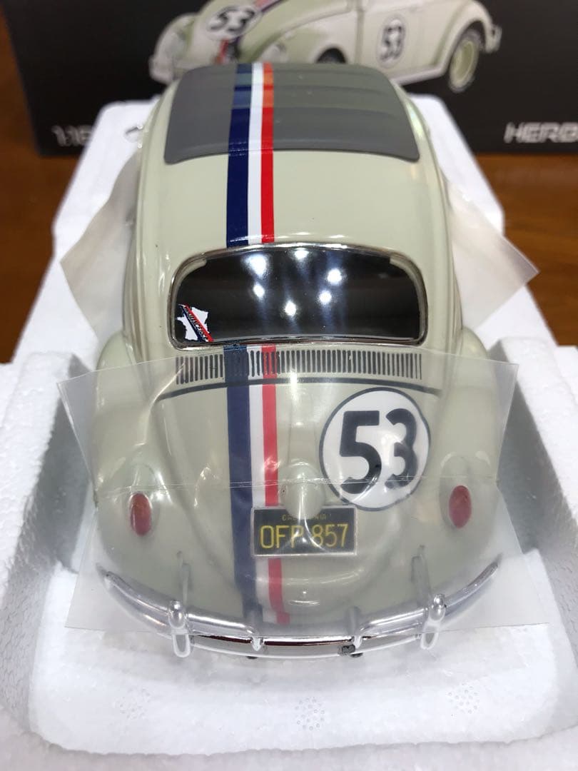 HOTWHEELS 1／18 ビートル モデルカー