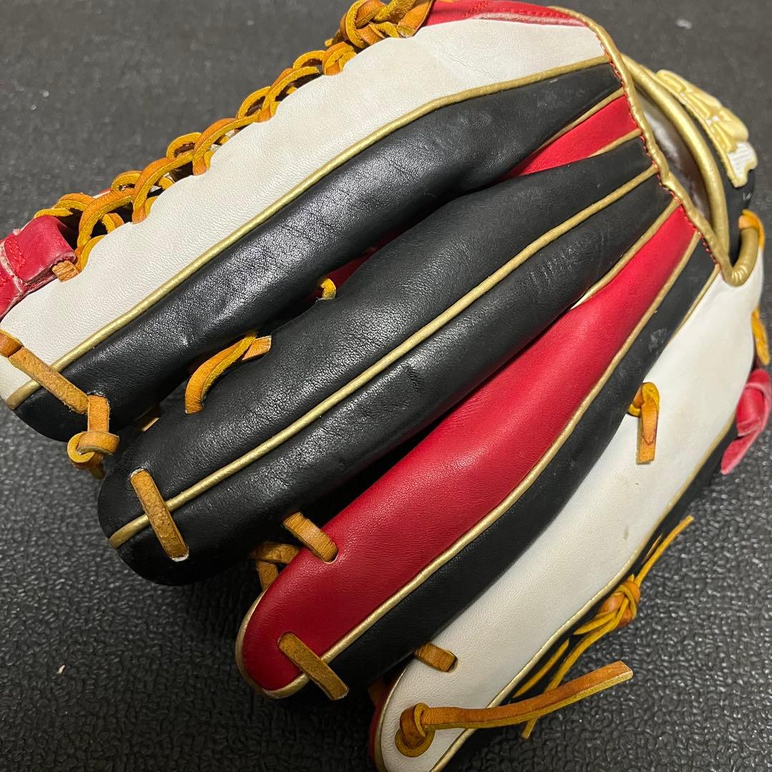Wilson ワナビーヒーロー 軟式 野球 グローブ 赤/黒/白 160