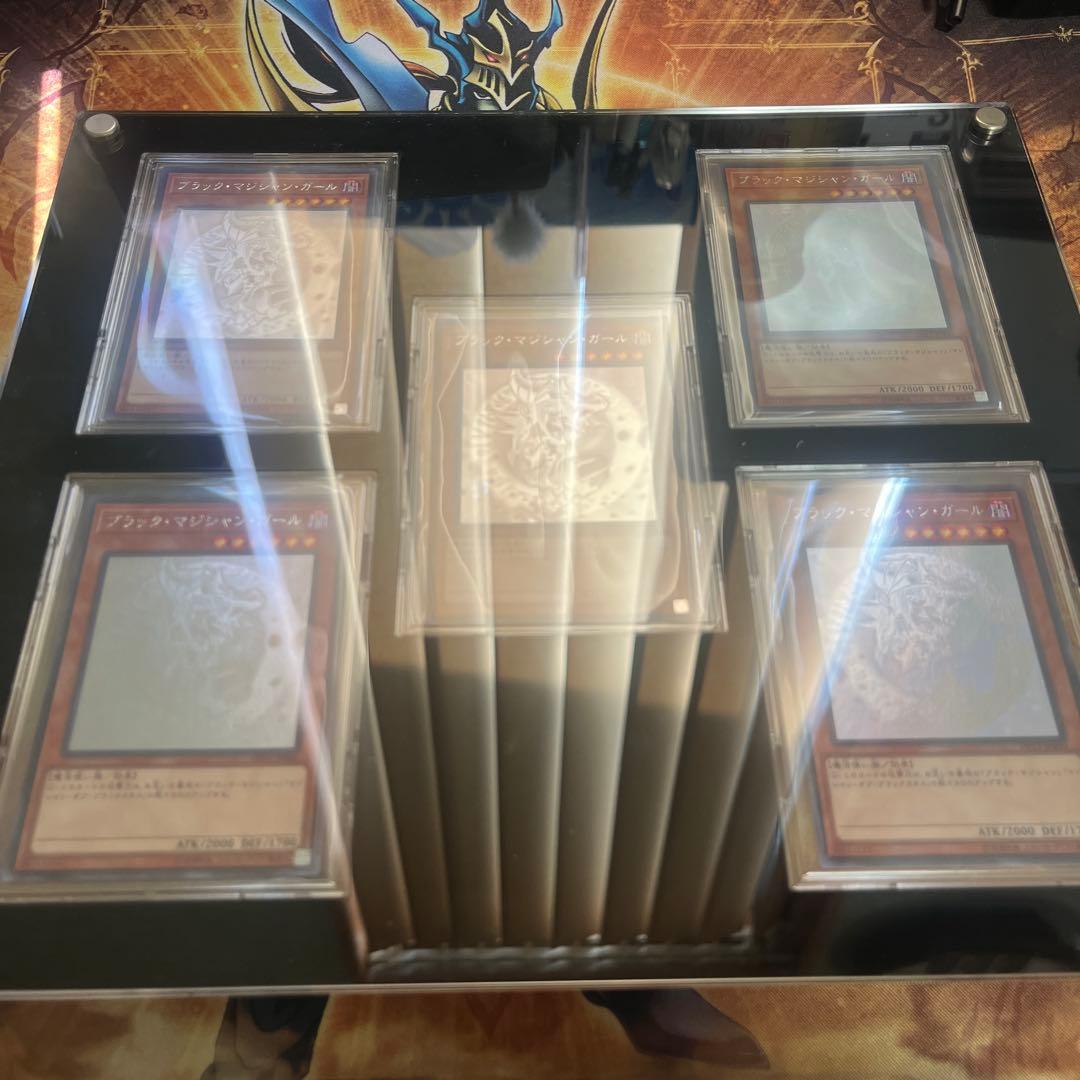 ブラックマジシャンガールホロ