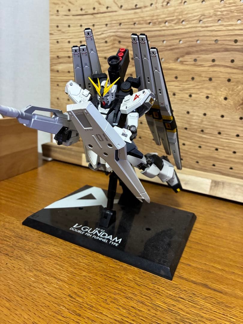 L ROBOT魂　 νGUNDAM DOUBLE FIN FUNNEL