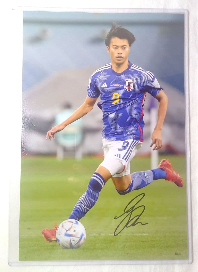 【最終価格】[鑑定済]三笘薫 直筆サイン入り公式写真 COA（証明書）付