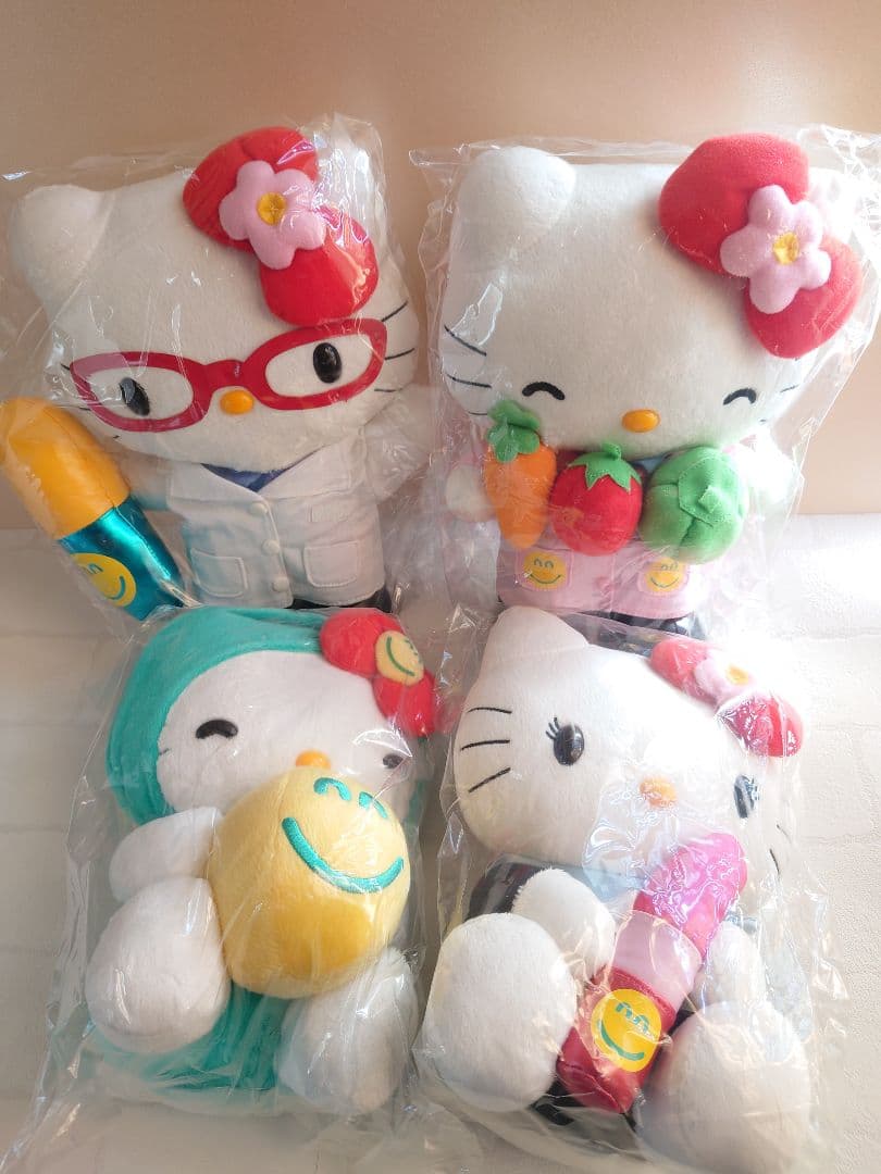 未使用　杏林堂コラボ　キティ　ぬいぐるみ　Ｌサイズ　ご当地　薬剤師　管理栄養士