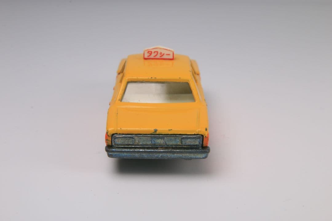 トミカNo.28 クラウンタクシー　当時物