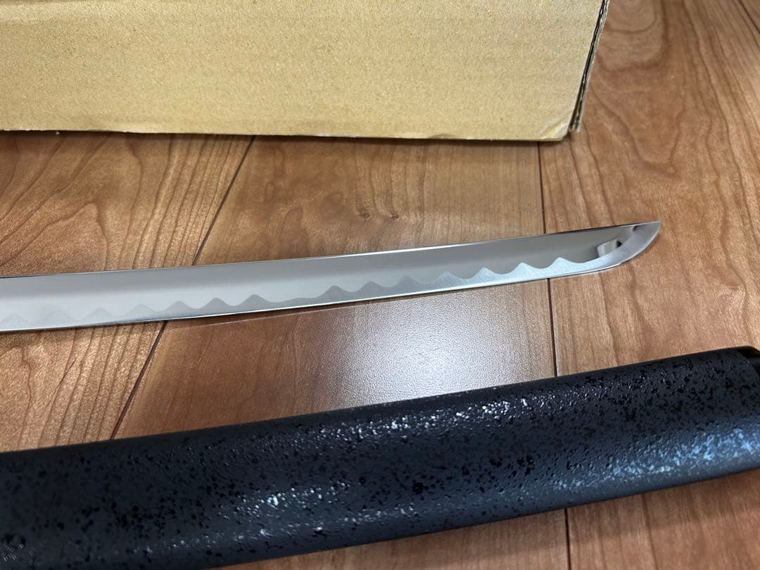 模造刀 黒色柄 刀 専用箱付き