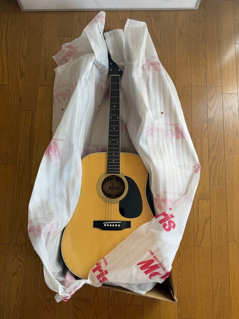 Morris アコースティックギター　W20
