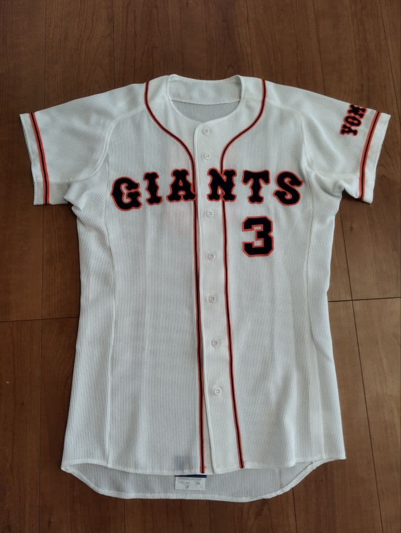 【値下げ】長嶋茂雄ジャイアンツGIANTS ユニフォーム 3 デサントL