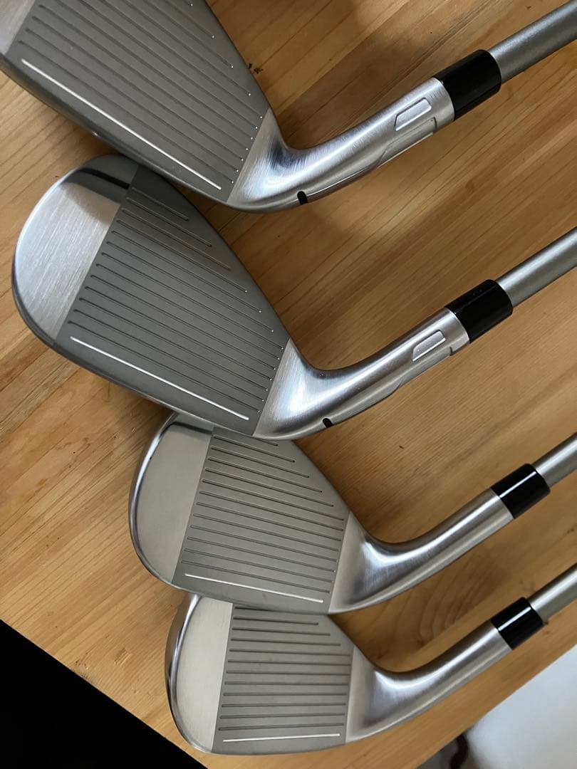 値下げ！テーラーメイド Qi MAX LITEアイアン 6-P 5本セット超美品
