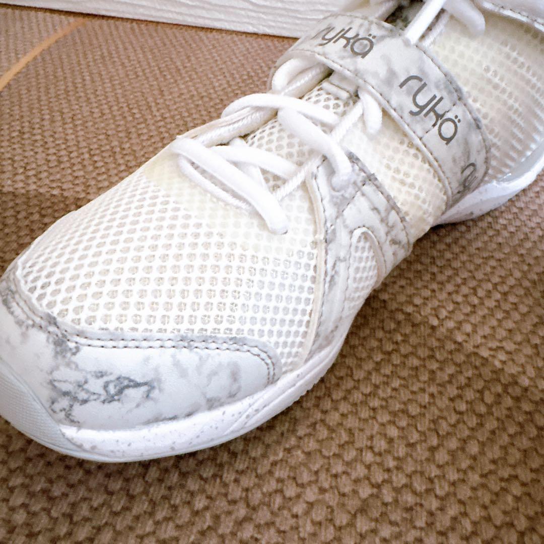 極美品！【ryka 】ライカ TENACITY ダンス／フィットネス 25センチ