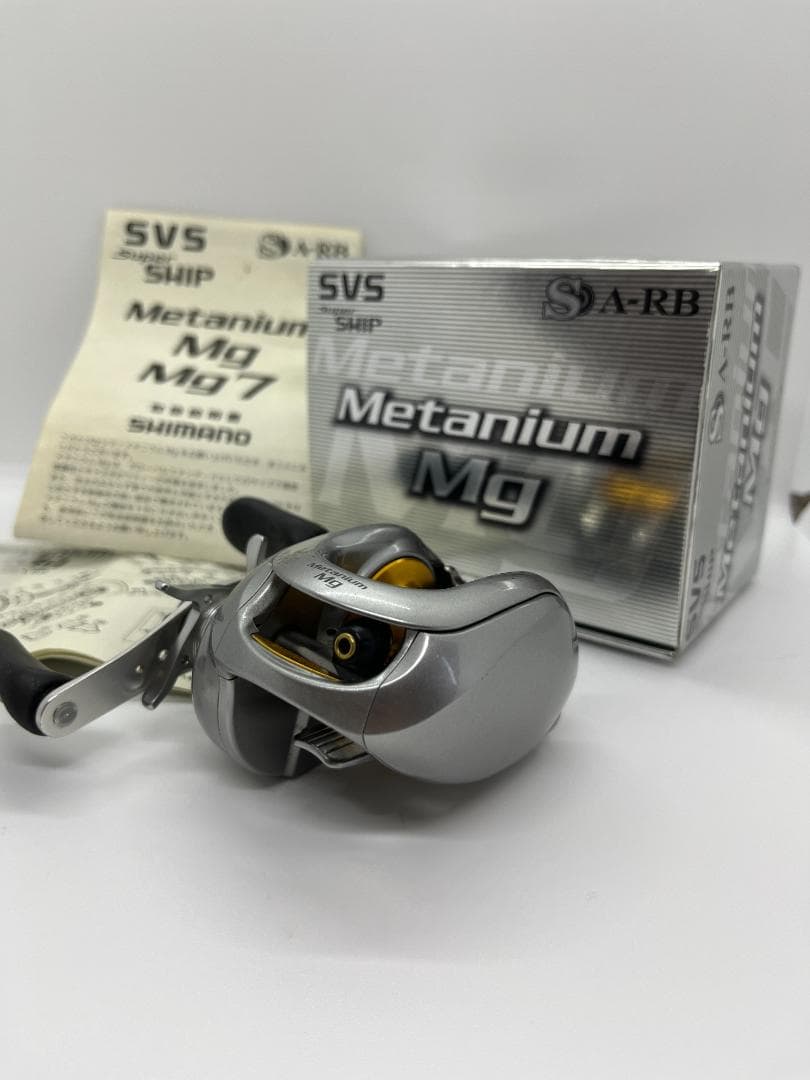 シマノ 07 メタニウム Mg 右ハンドル ベイトリール 中古品