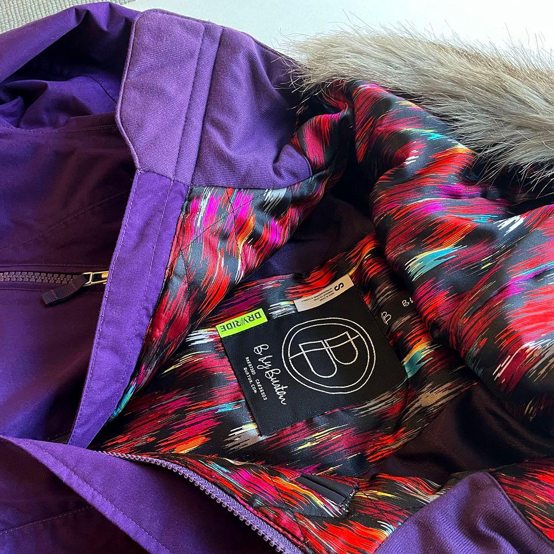 BURTON スノーボードウェア　レディースS フェイクファー付きフード【美品】