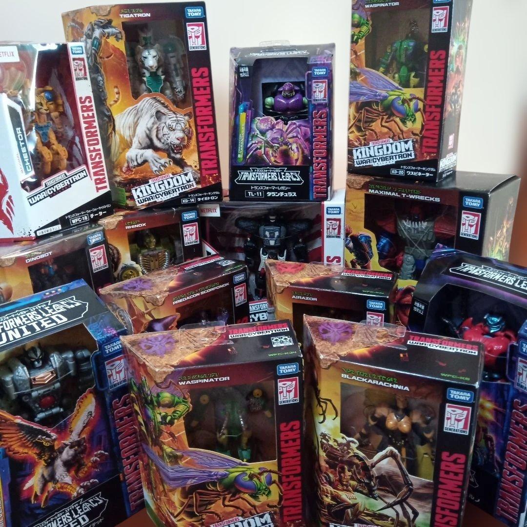新品まとめ売り　１３箱+おまけ1　トランスフォーマー 　キングダム　他　ビースト