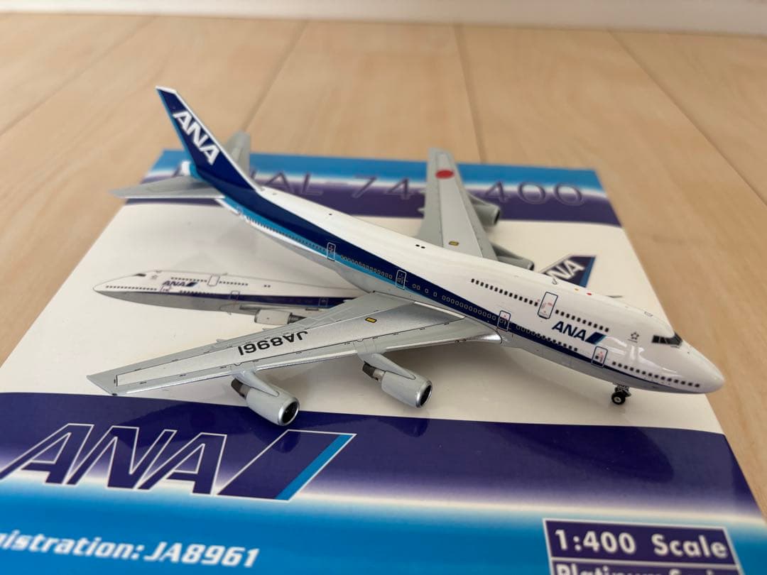 航空機・ヘリコプター Phoenix 1/400 ANA B747-400 JA8961