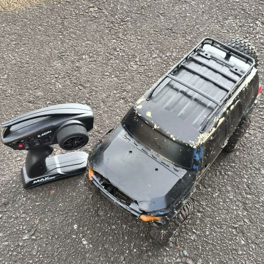 早いもの勝ち！ジャンク扱い！FJクルーザー　オフロード　2.4GHz