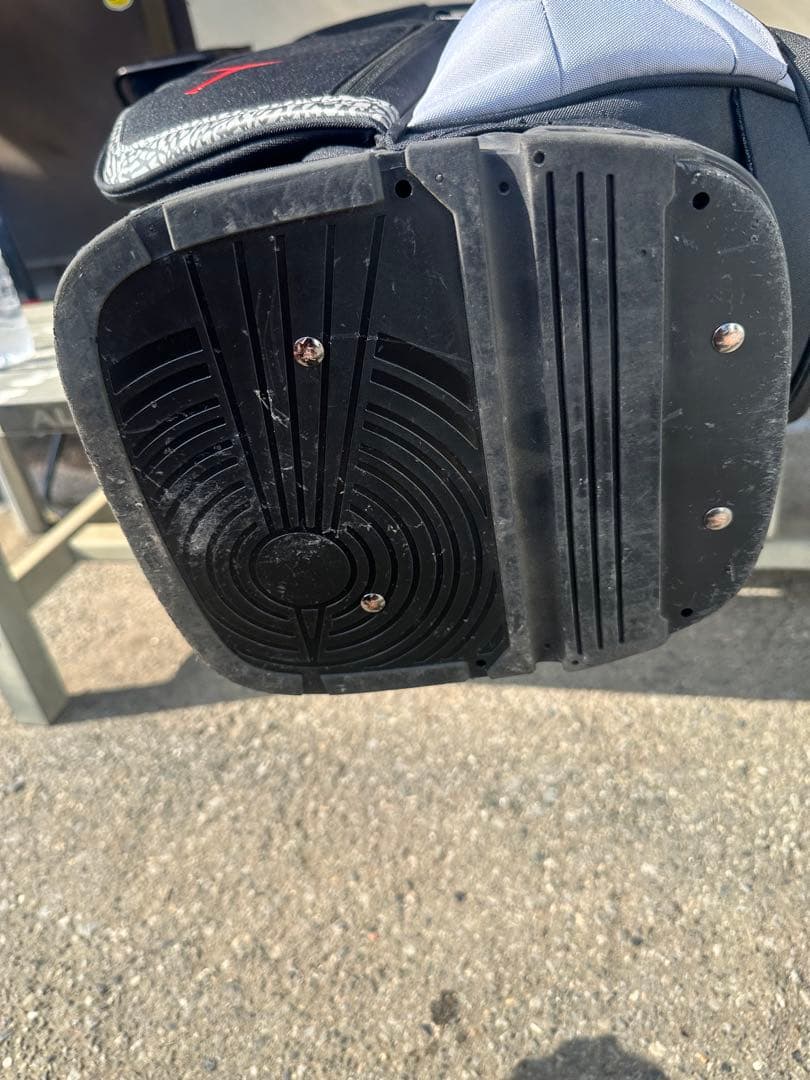 の*る様 NIKE ジョーダン　キャディバッグ 黒