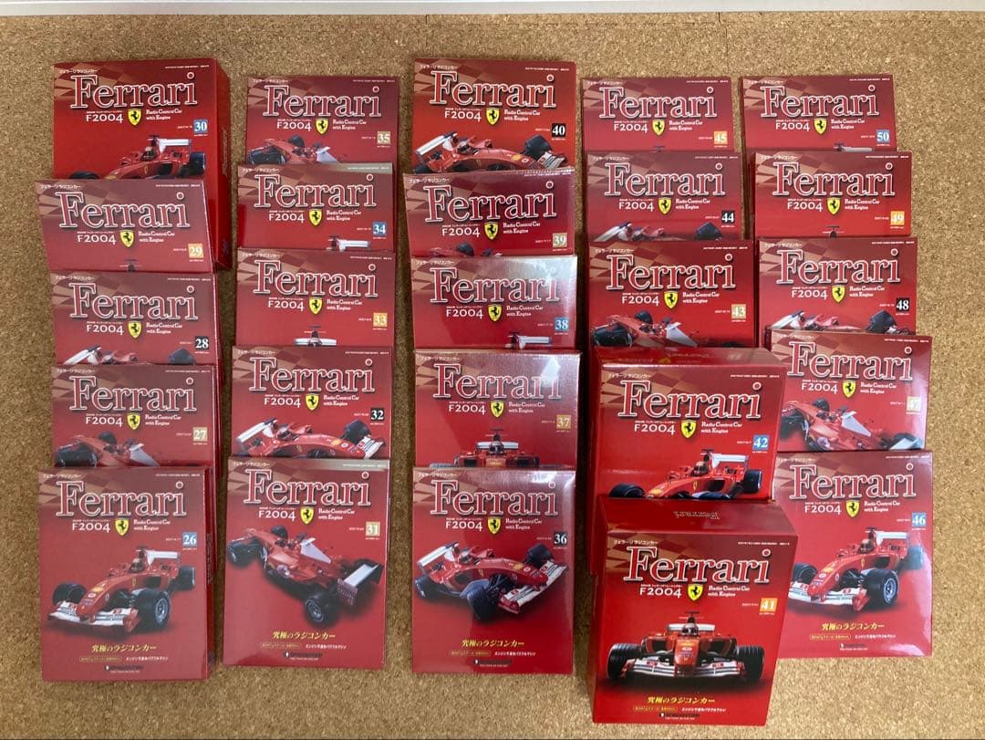 未開封　ディアゴスティーニ　フェラーリF2004 1〜100巻＋バインダー