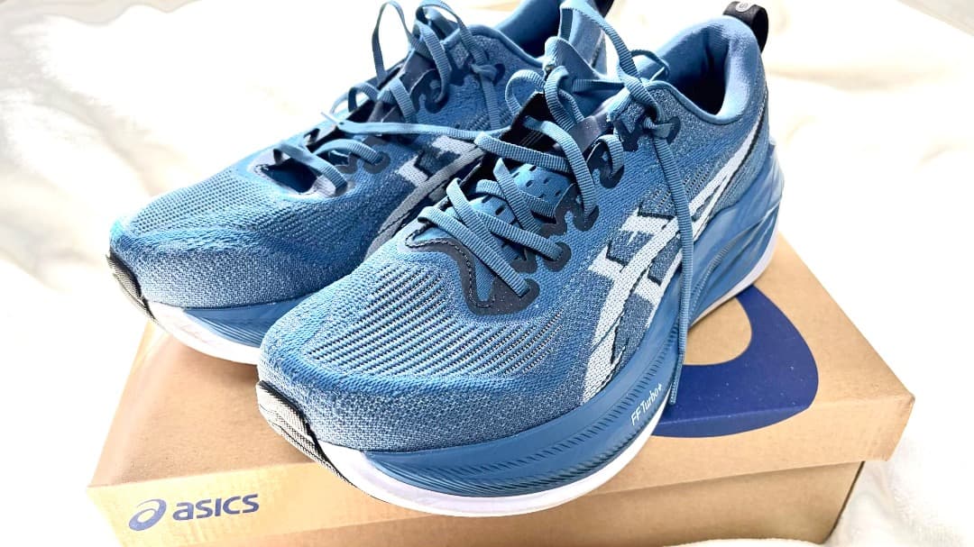 【新同品 12㎞走行】ASICS SUPERBLAST 2 26.5cm