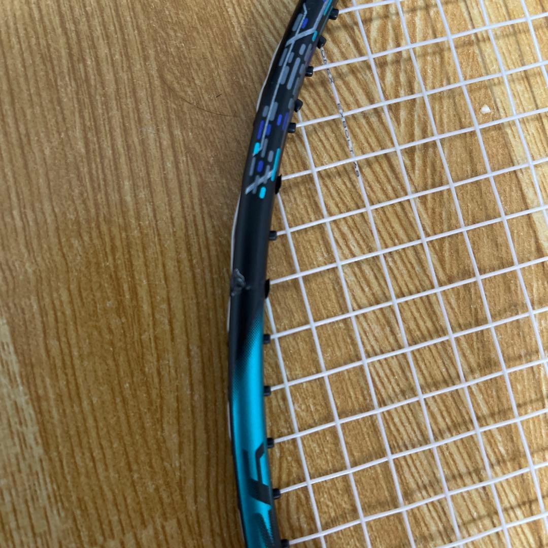 アストロクス88D PRO バドミントンラケット 4UG5 ジャンク品