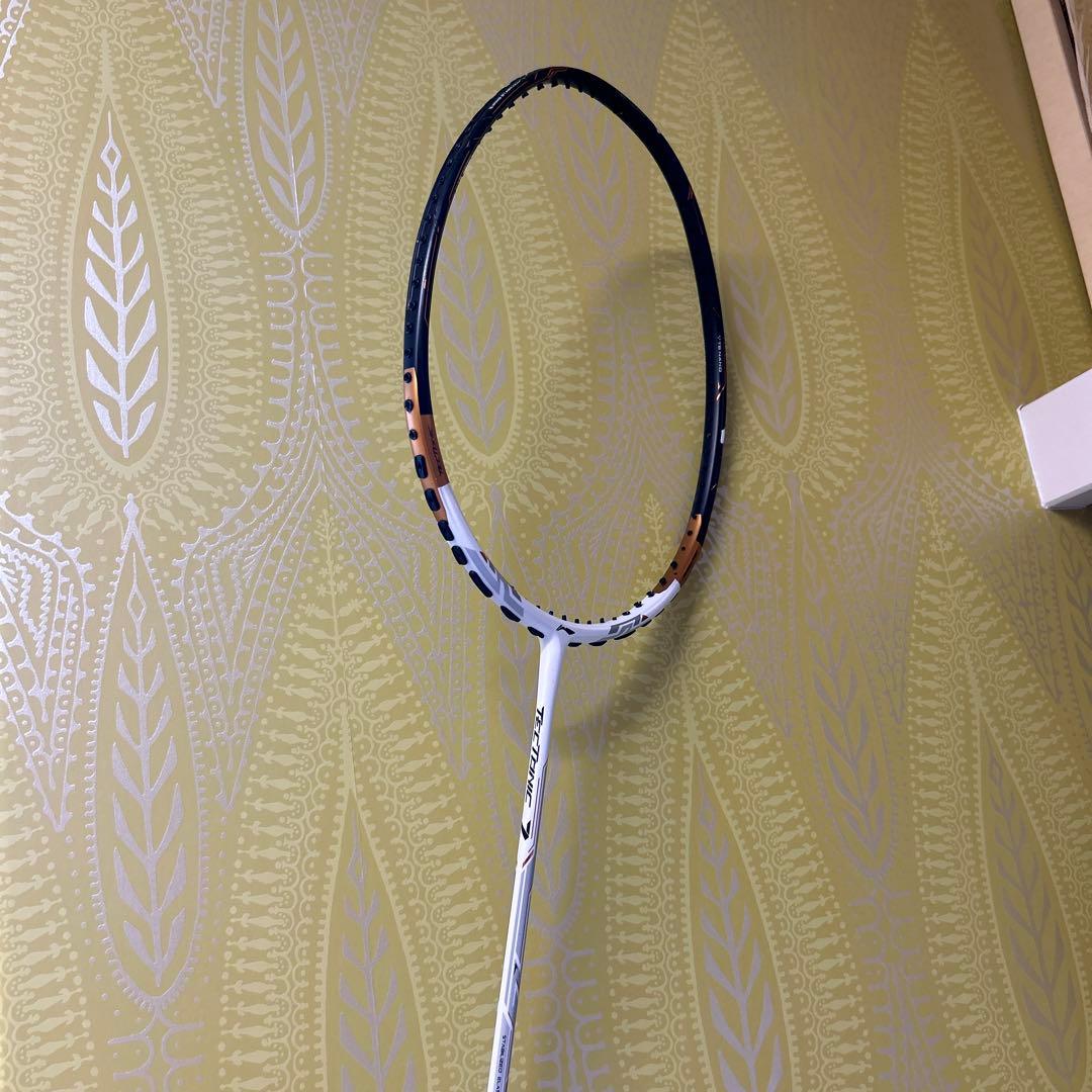 リーニンバドミントンラケット