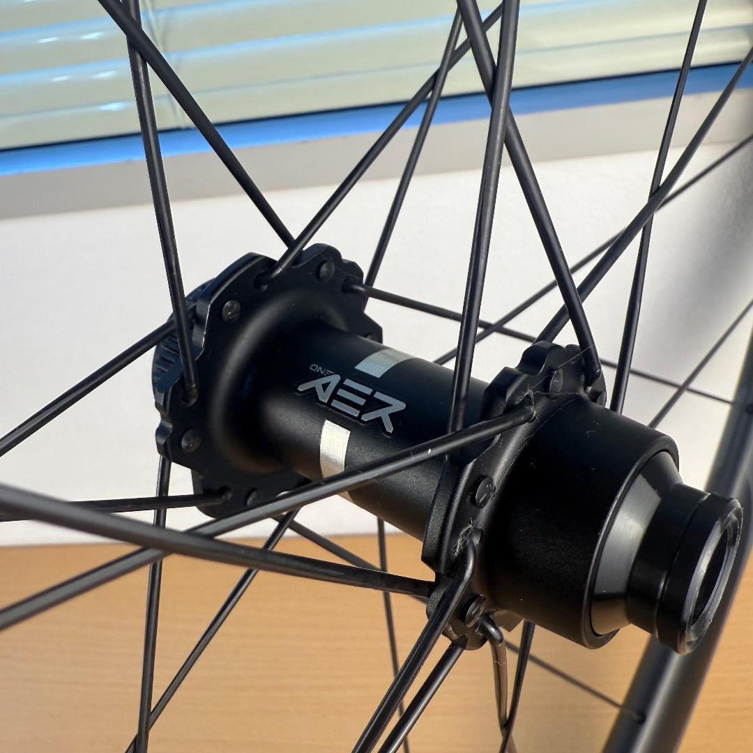 【美品】ONEAER DC3 DISCブレーキ・カーボンホイールセット シマノ用